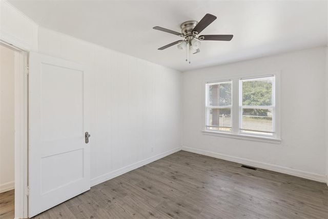 2304 SW Binkley Street, Oklahoma City, OK 73119