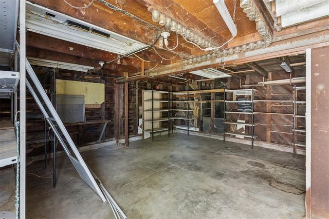 2304 SW Binkley Street, Oklahoma City, OK 73119