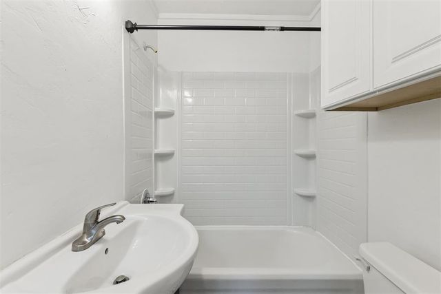 2304 SW Binkley Street, Oklahoma City, OK 73119