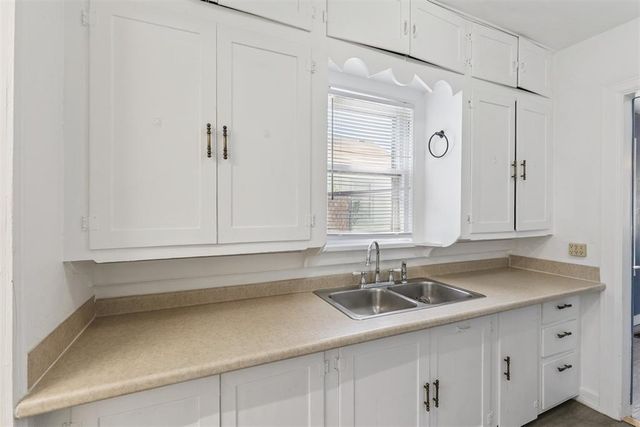 2304 SW Binkley Street, Oklahoma City, OK 73119