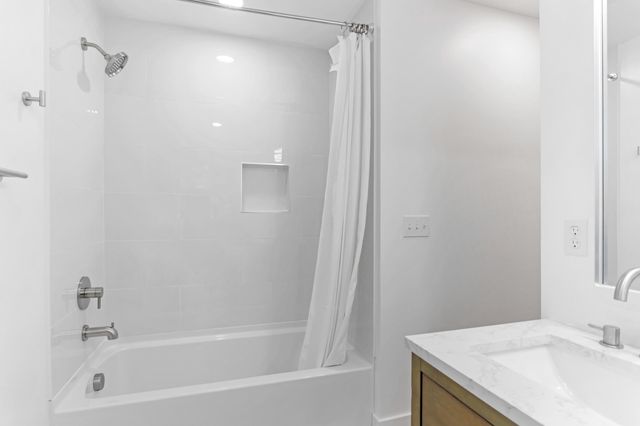 1832 Old Lynwood Circle, Lancaster, SC 29720