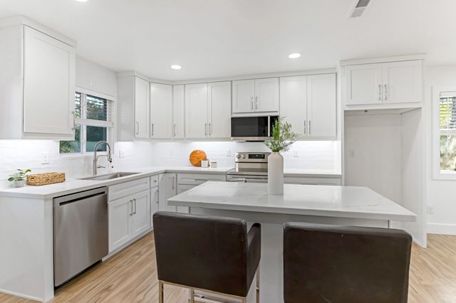 1832 Old Lynwood Circle, Lancaster, SC 29720