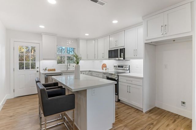 1832 Old Lynwood Circle, Lancaster, SC 29720