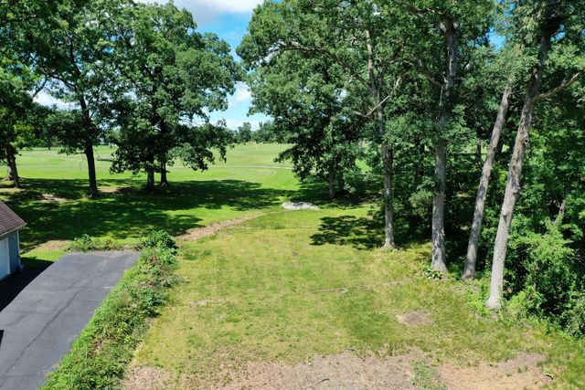 1135 Sunnyslope Drive, Crown Point, IN 46307