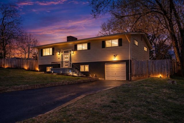 3619 Lilac AVE, Roanoke, VA 24017