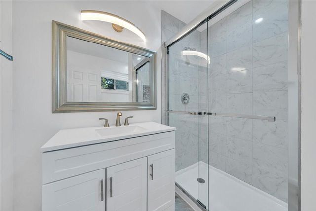 3619 Lilac AVE, Roanoke, VA 24017