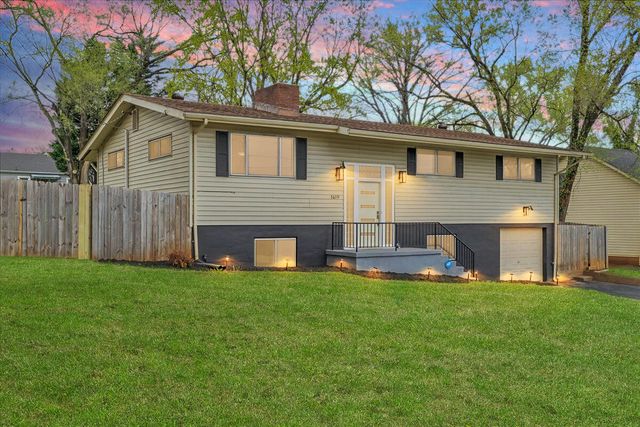 3619 Lilac AVE, Roanoke, VA 24017