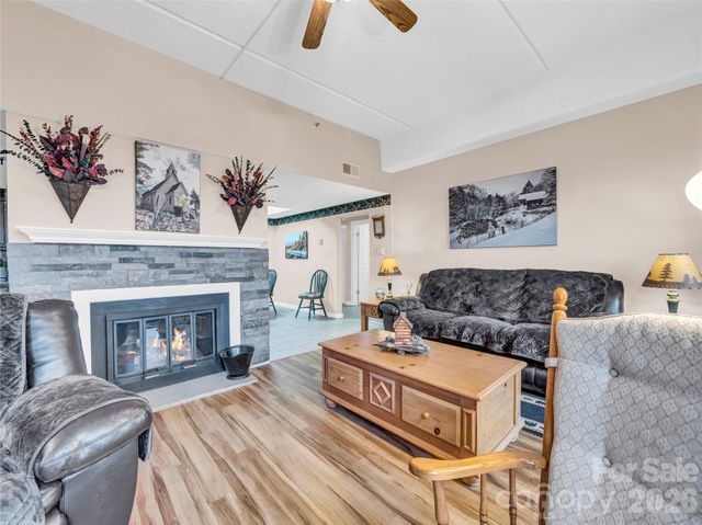 303 Sugar Top Drive 2811, Sugar Mountain, NC 28604
