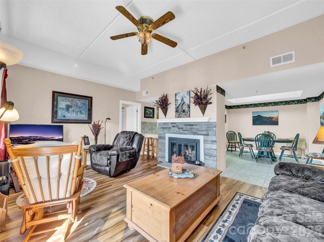 303 Sugar Top Drive 2811, Sugar Mountain, NC 28604