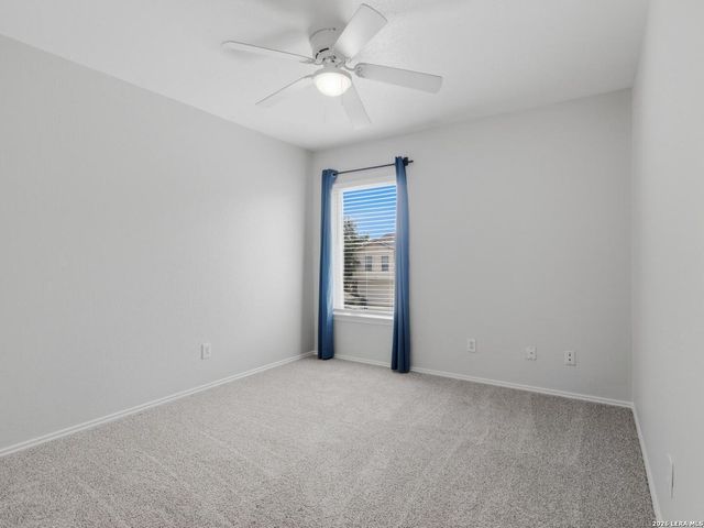 5 Sulfur Cyn, San Antonio, TX 78247