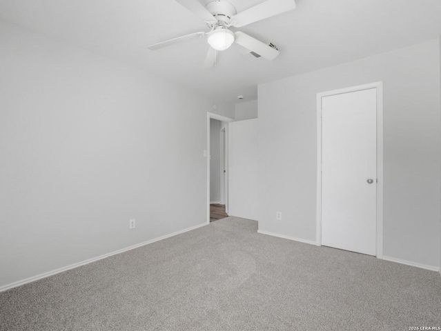 5 Sulfur Cyn, San Antonio, TX 78247
