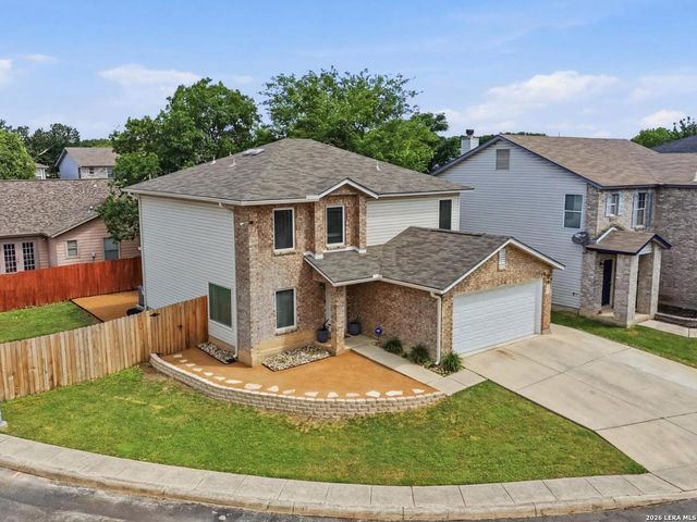 5 Sulfur Cyn, San Antonio, TX 78247