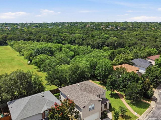 5 Sulfur Cyn, San Antonio, TX 78247