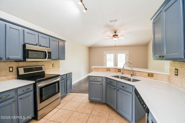 2929 BRITTANY BLUFF Drive, Orange Park, FL 32073