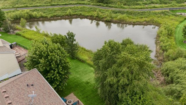 1830 Penstemon Lane, Shakopee, MN 55379