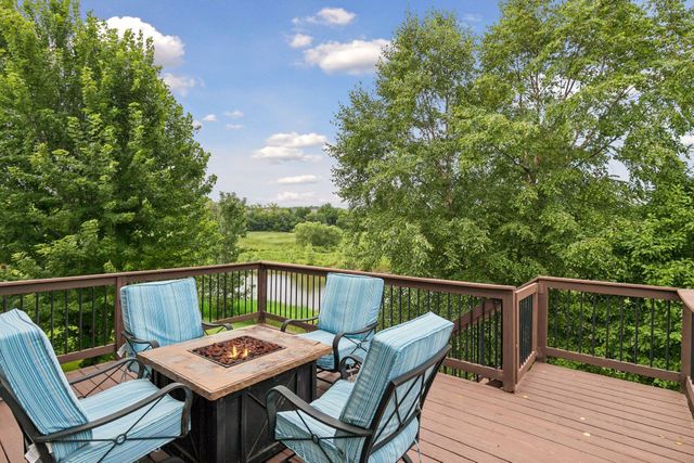 1830 Penstemon Lane, Shakopee, MN 55379