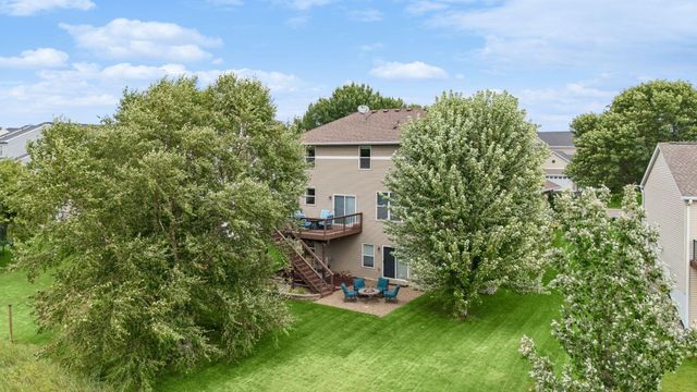 1830 Penstemon Lane, Shakopee, MN 55379