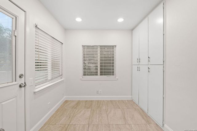 12105 Mission Trace, San Antonio, TX 78230