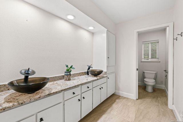 12105 Mission Trace, San Antonio, TX 78230