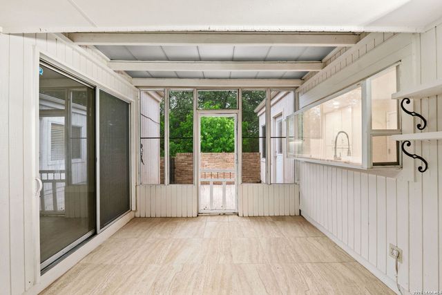 12105 Mission Trace, San Antonio, TX 78230