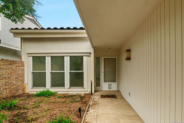 12105 Mission Trace, San Antonio, TX 78230