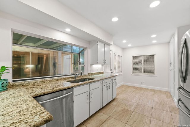 12105 Mission Trace, San Antonio, TX 78230