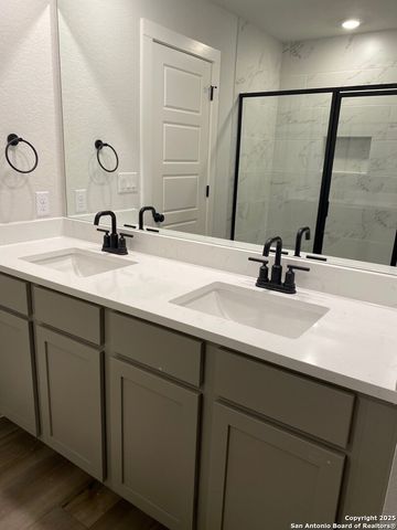 727 Langston Lane, New Braunfels, TX 78130