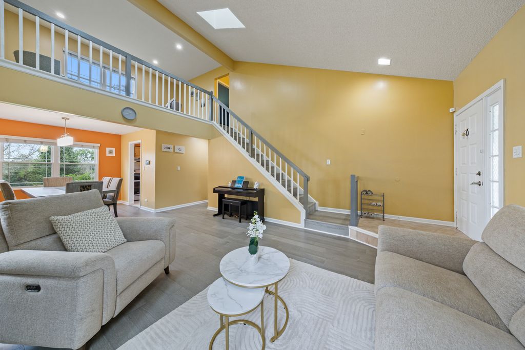 820 N Dexter Lane, Hoffman Estates, IL 60169 — photo 4