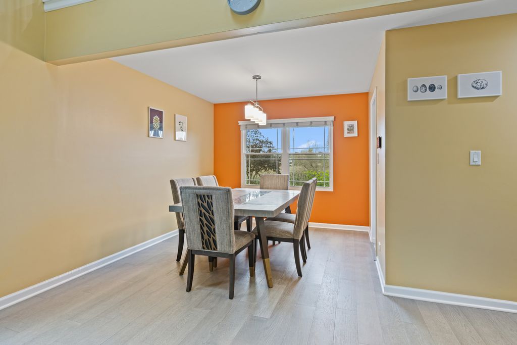 820 N Dexter Lane, Hoffman Estates, IL 60169 — photo 5