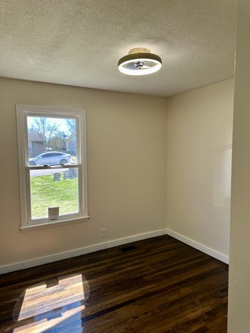 149 Cline Ave, Hendersonville, TN 37075