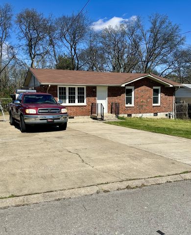 149 Cline Ave, Hendersonville, TN 37075