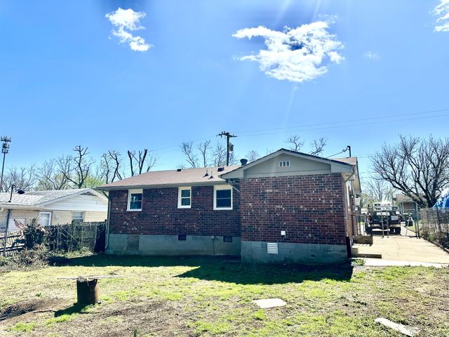 149 Cline Ave, Hendersonville, TN 37075