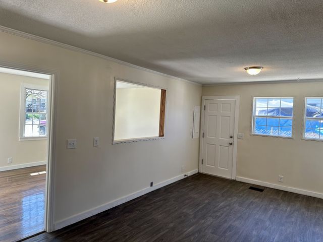 149 Cline Ave, Hendersonville, TN 37075