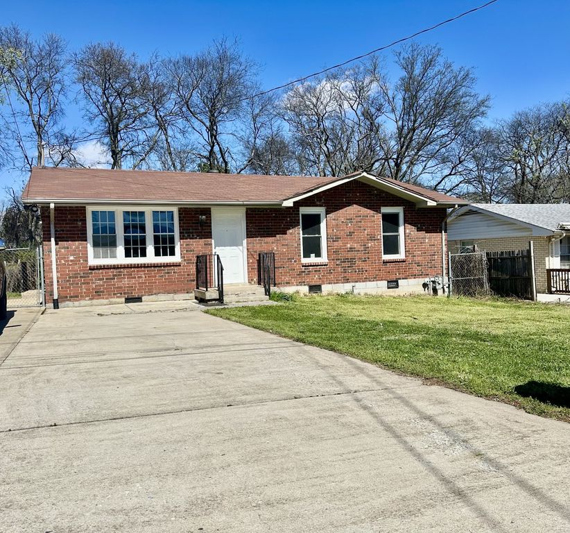 149 Cline Ave, Hendersonville, TN 37075