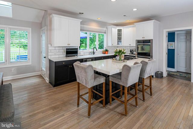 173 CHRISTOPHER DR, Princeton, NJ 08540