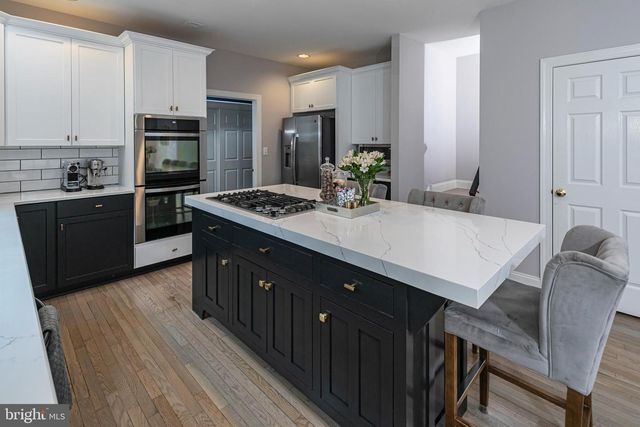 173 CHRISTOPHER DR, Princeton, NJ 08540