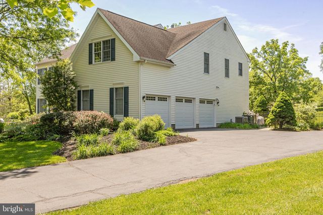 173 CHRISTOPHER DR, Princeton, NJ 08540