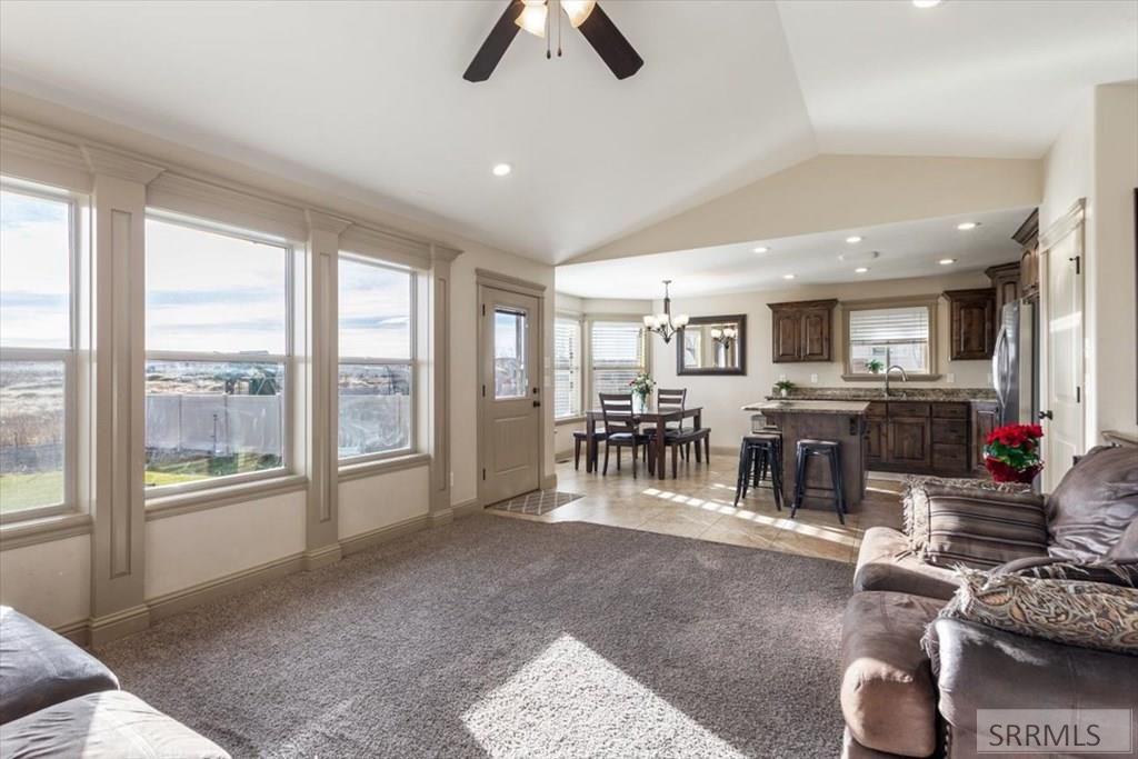 Image 4 of property listing at 626 Tanglewood Drive, Rexburg, ID 83440