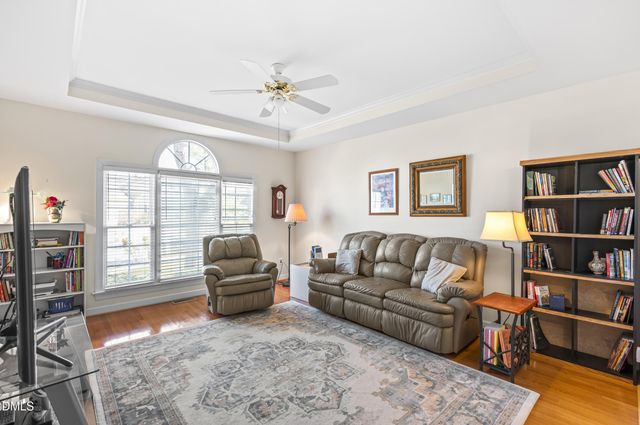 800 Chambord Way, Holly Springs, NC 27540