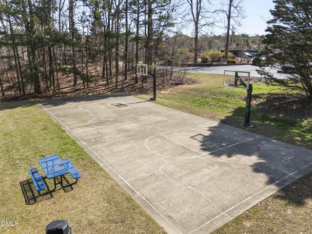 800 Chambord Way, Holly Springs, NC 27540