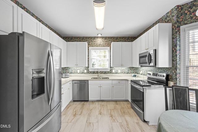 800 Chambord Way, Holly Springs, NC 27540