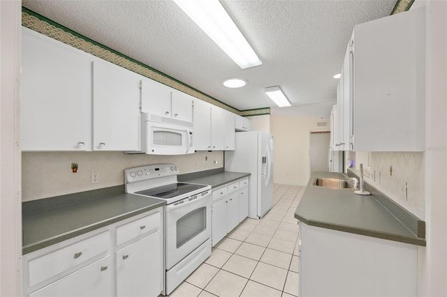 8492 SW 61ST TERRACE ROAD, Ocala, FL 34476