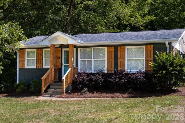 728 Morningside Drive, Mount Holly, NC 28120