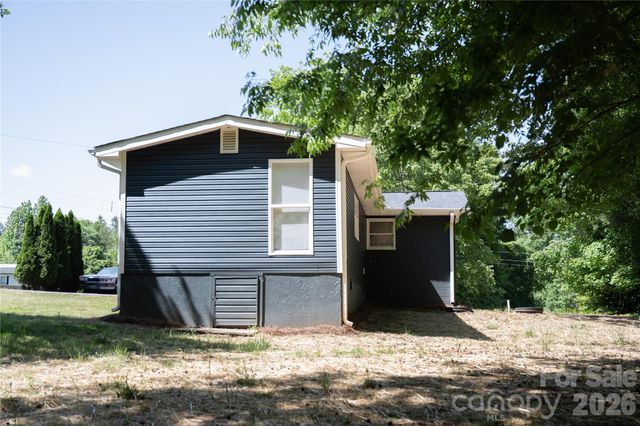 728 Morningside Drive, Mount Holly, NC 28120