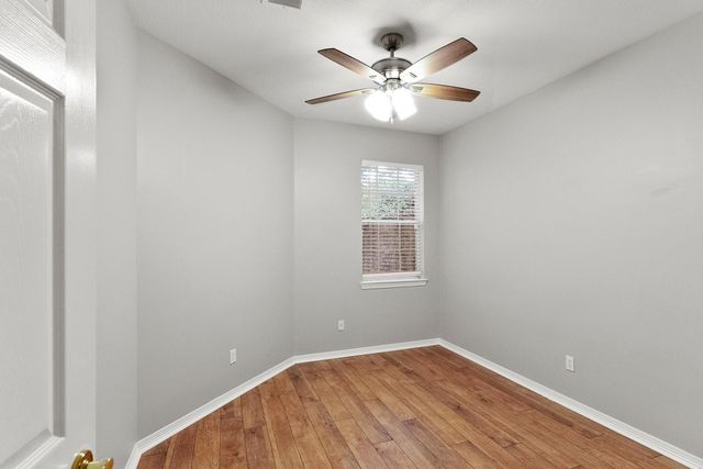 42 Vista Cove Drive, The Woodlands, TX 77381