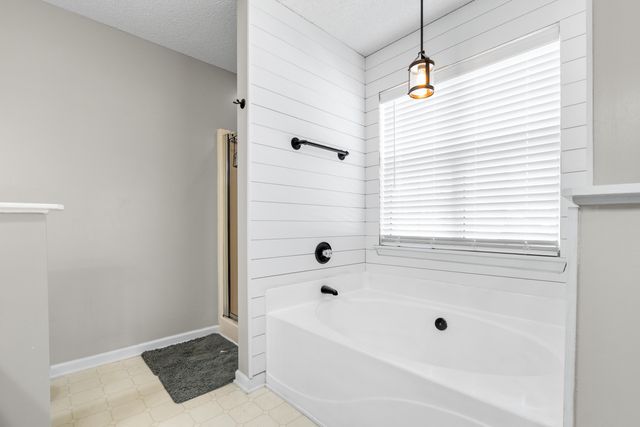101 Lindenwood Court, Goose Creek, SC 29445