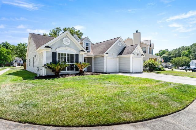 101 Lindenwood Court, Goose Creek, SC 29445