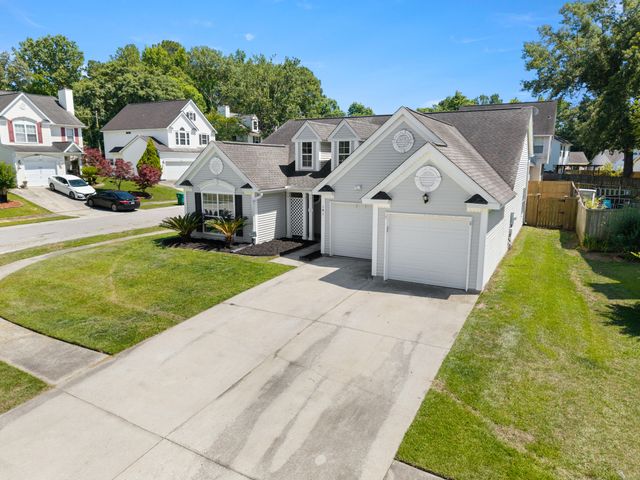 101 Lindenwood Court, Goose Creek, SC 29445