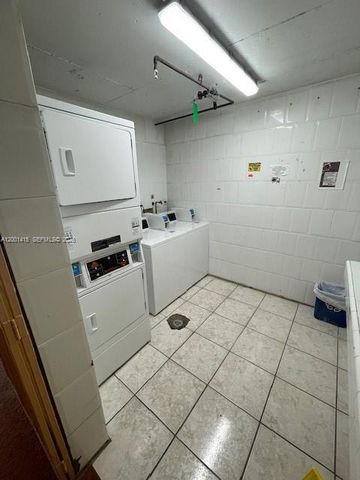 606 W 81st St 408, Hialeah, FL 33014