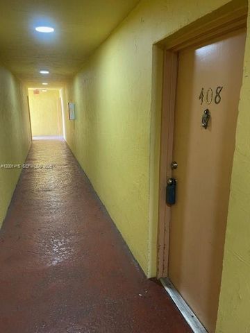 606 W 81st St 408, Hialeah, FL 33014